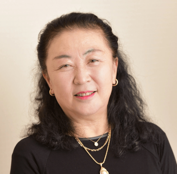 Author Sachiko Kashiwaba